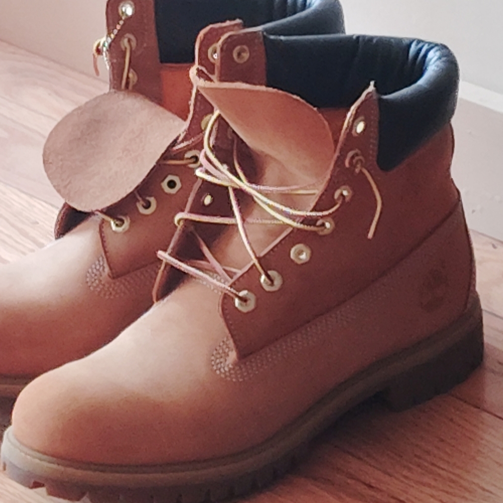 Timberland Tan Leather Hiking Boots